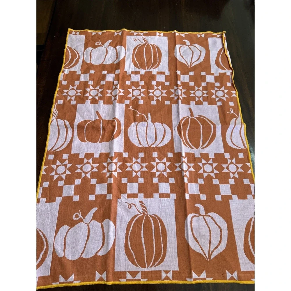 Anthropologie Danika Kitchen Towel Dish Tea‎ Scandi Modern Pumpkin Geometric